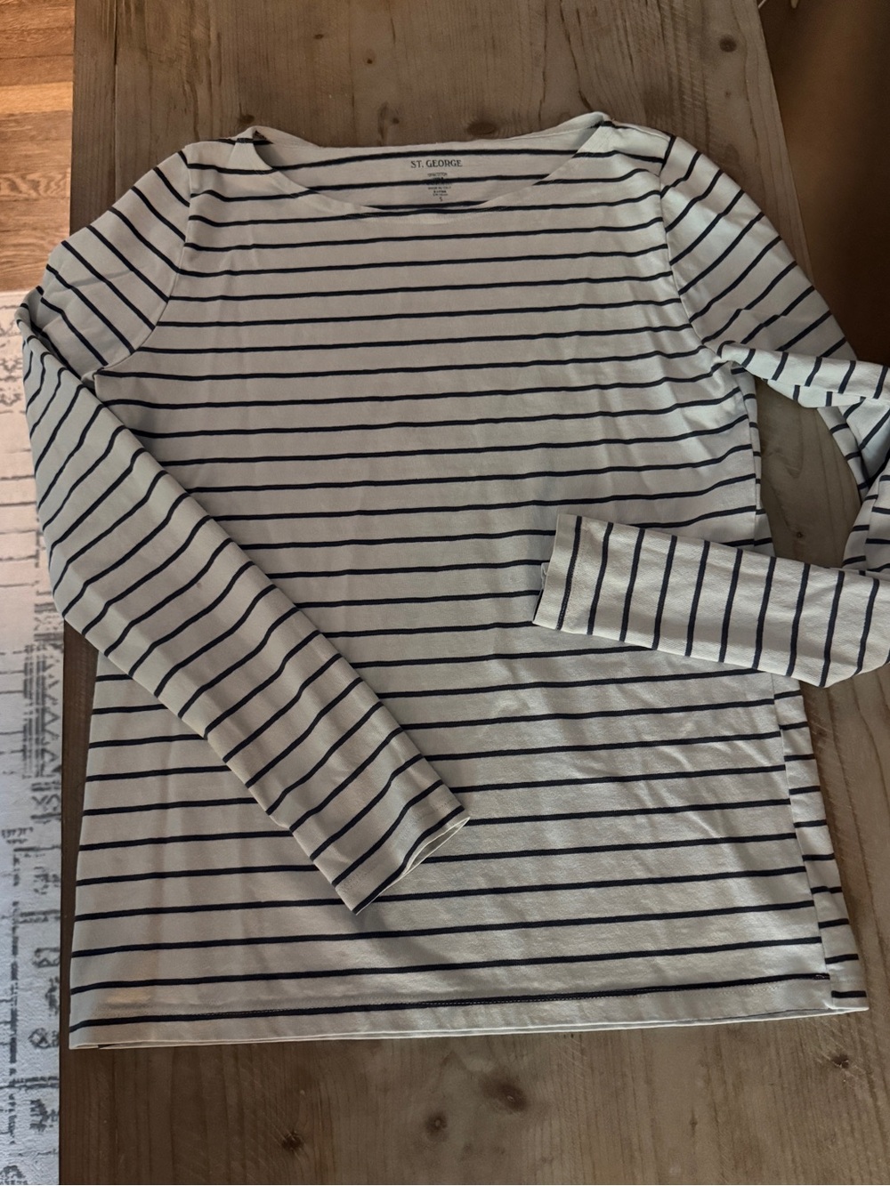 St George Grey and white shirt S